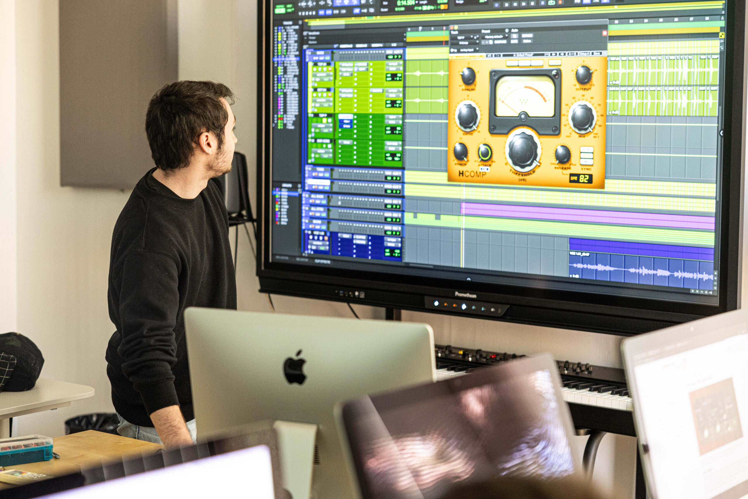 CMS 2325 DIA 31.01 Edição, Processamento e mistura de Música-2 aula de som e música